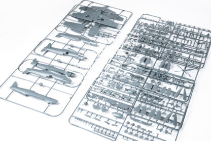Eduard 1/48 SPITFIRE STORY: THE SWEEPS DUAL COMBO Limited edition - Imagen 3