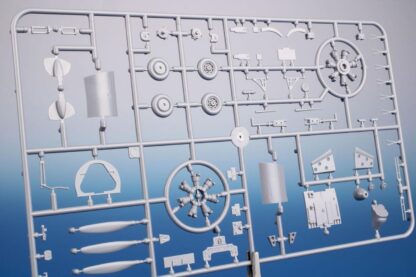Special Hobby 1/48 J-20/Héja I 'Re 2000 Export Birds' - Imagen 7